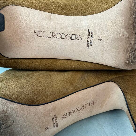 Neil J. Rodgers Camel Suede Leather Pointed Toe Knee High Pull On Heeled Boots - Picture 7 of 10